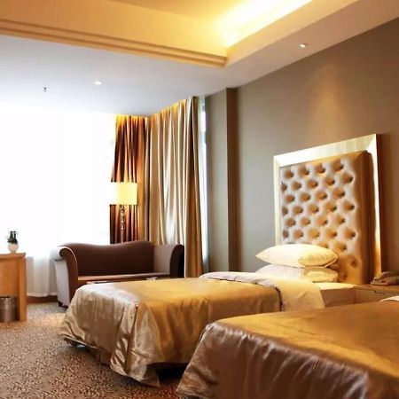 Glarun Jinling Hotel Нанкин Экстерьер фото