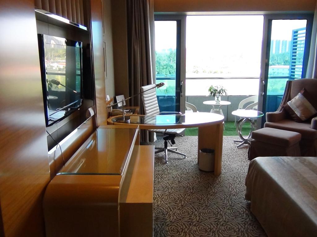 Glarun Jinling Hotel Нанкин Экстерьер фото