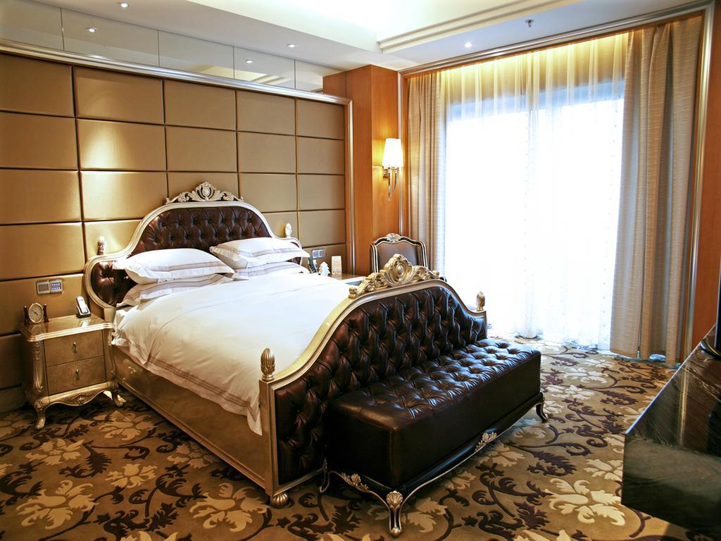 Glarun Jinling Hotel Нанкин Экстерьер фото